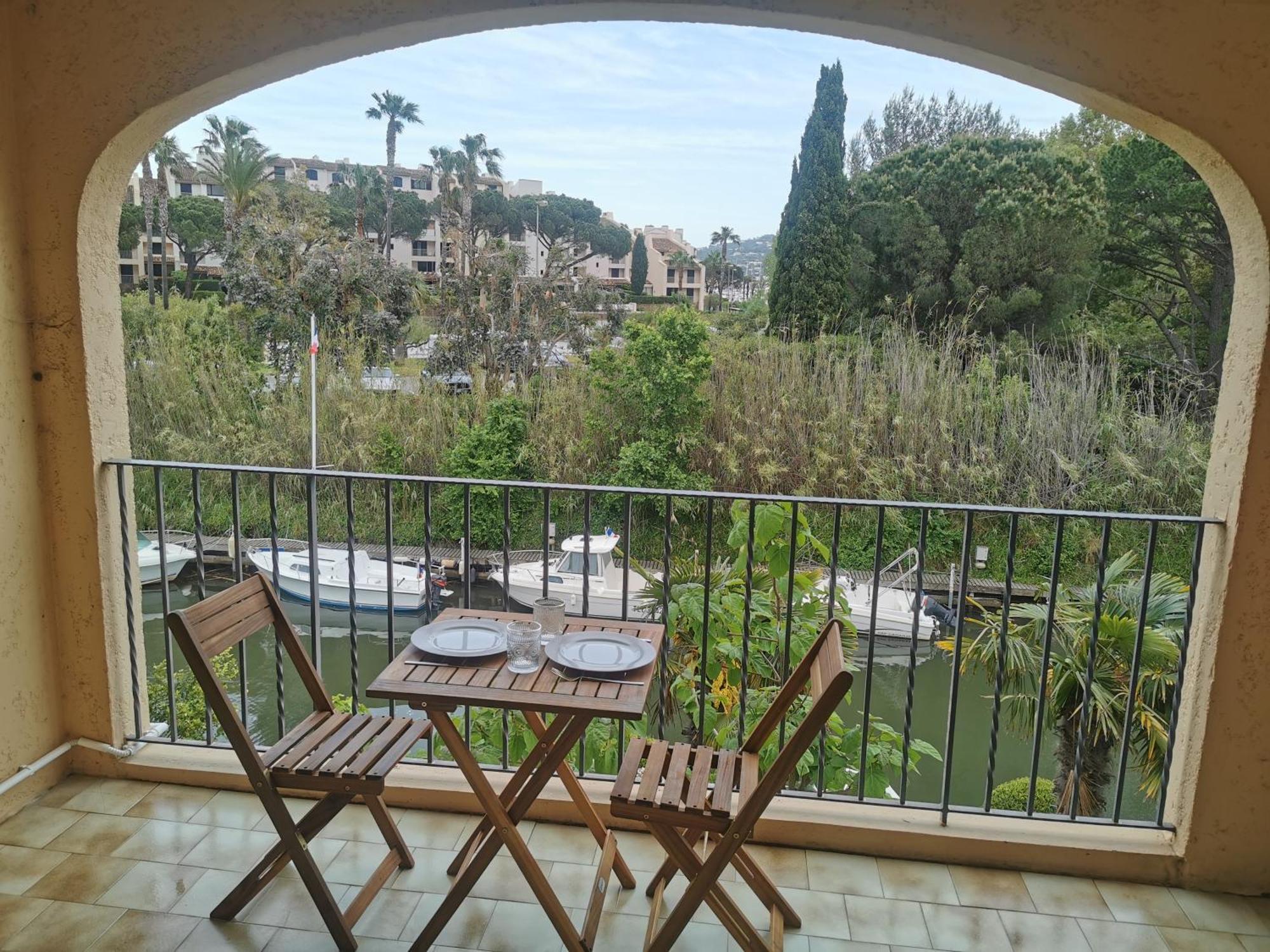 T2 Au Coeur Du Golfe De Saint Tropez Daire Cogolin Dış mekan fotoğraf